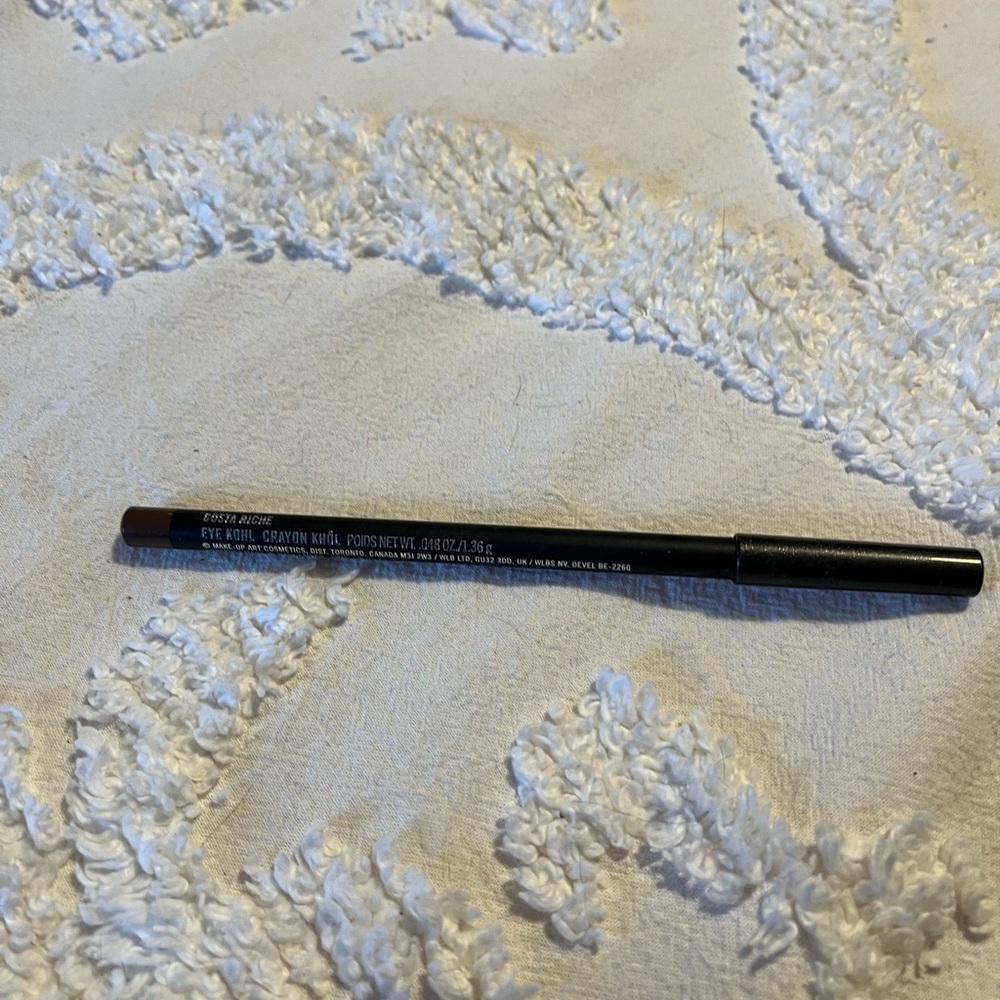 MAC costa riche eyeliner